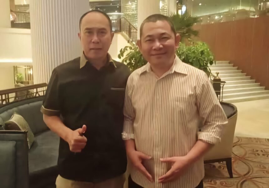 Andi Sumangerukka, Cagub Sultra Pilkada 2024 (kiri) bersama Farel Edward Lingga Ketua APPI, Media Nusantara Baru Group dan anggota BKPRS, (4/12/2024). (Ist.)