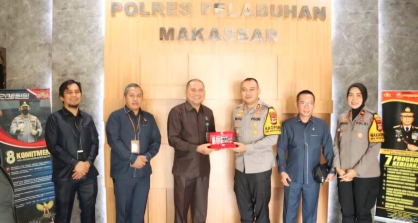 Kapolres Pelabuhan Makassar terima kunjungan Ketua Pengadilan Negeri, (14/1/2025).